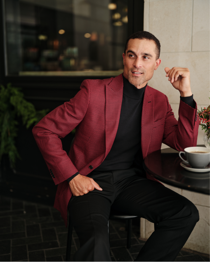 Shoppable lookbook image - 10