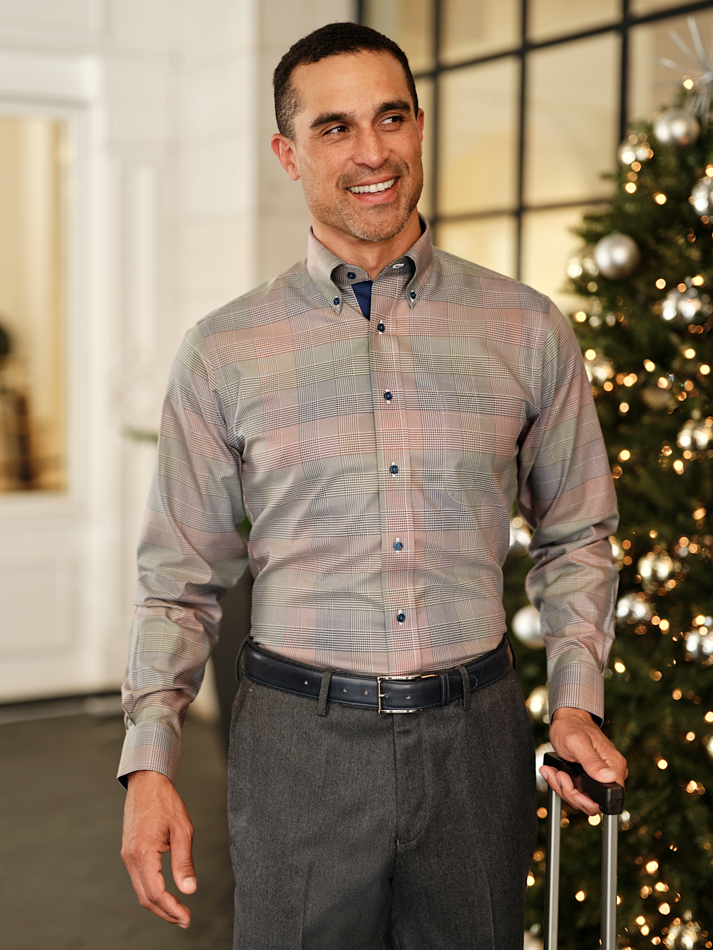 Alternate Image of Comfort Stretch Non-iron Plaid Dress Shirt With Contrast Trim-7
