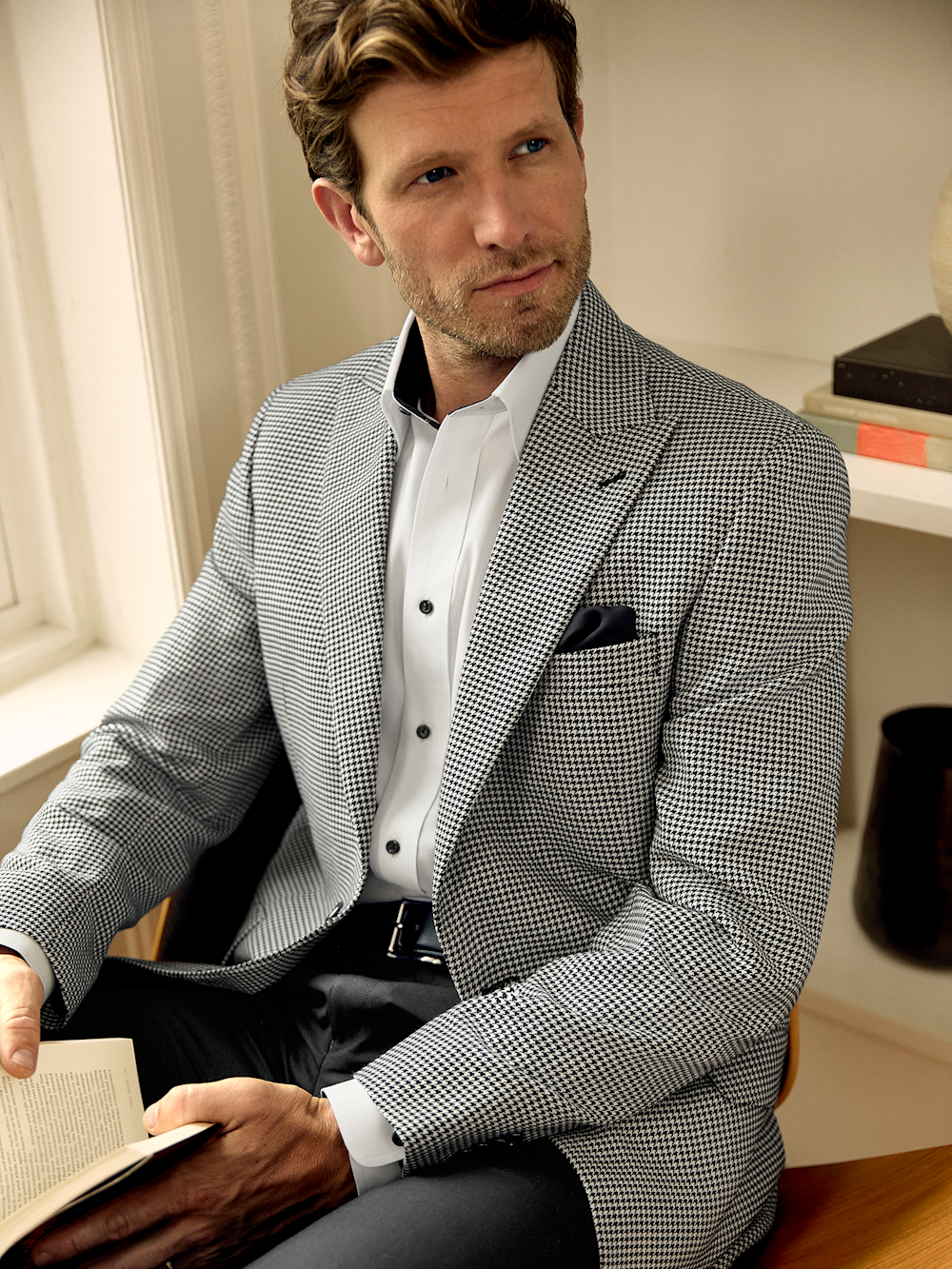 Alternate Image of Wool Houndstooth Single Breasted Peak Lapel Sport Coat-7